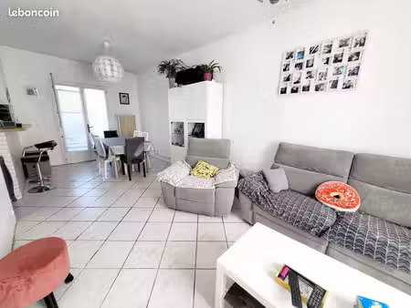 maison 4 pièces 80 m²