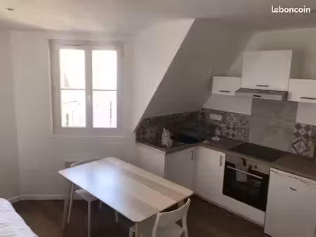 location studio meublé mairie de saint-ouen (visite sur dossier uniquement)