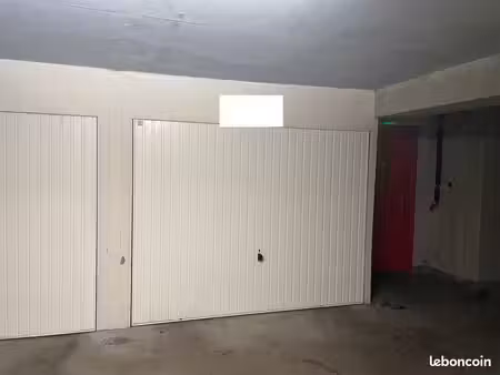 box garage