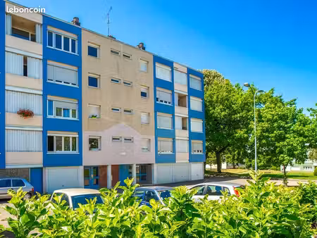appartement 3 pièces 77 m²