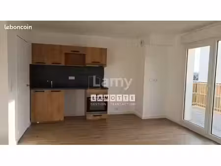 appartement 3 pièces 67 m²