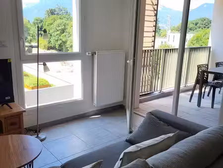 très bel appartement t2 de 47 m2  balcon de 8 m2  garage en sous sol