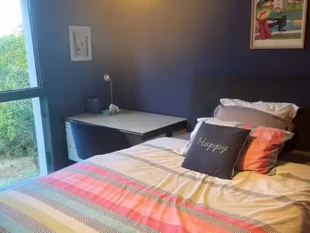 chambre meublée dans maison