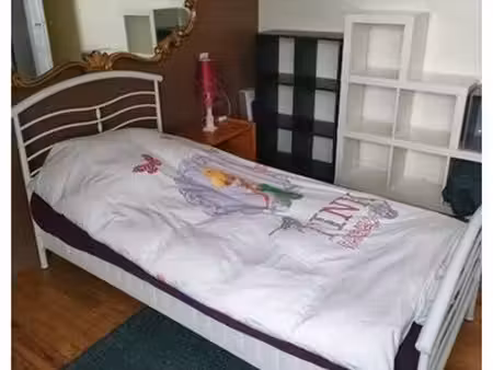 chambre meublée