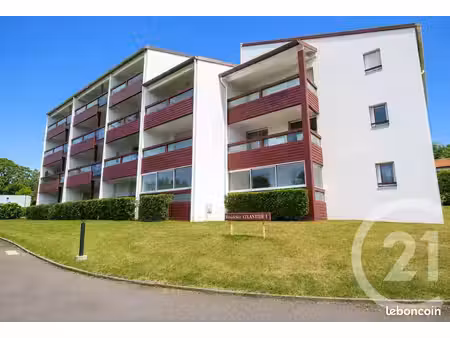 studio 1 pièce 25 m²