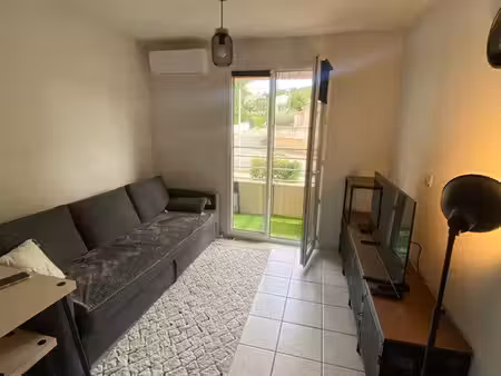 studio meublé balcon/parking/laverie/clim/fibre