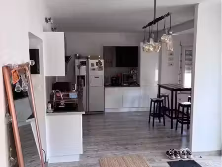 duplex récemment rénové à cosnes et romain