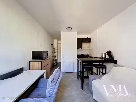 studio 1 pièce 19 m²