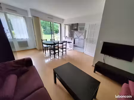 t2 meublé 46m²