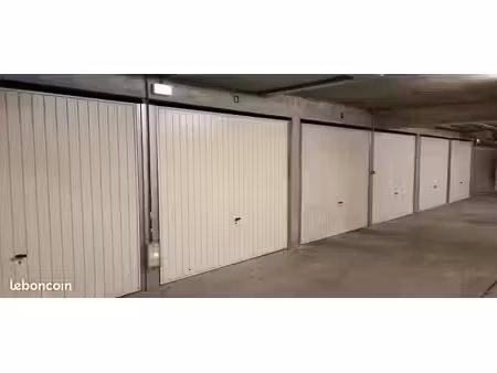 garage/box caluire et cuire