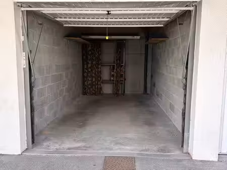 box garage parking st jean de luz