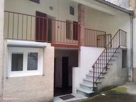 petite maison de village centre ville moirans​