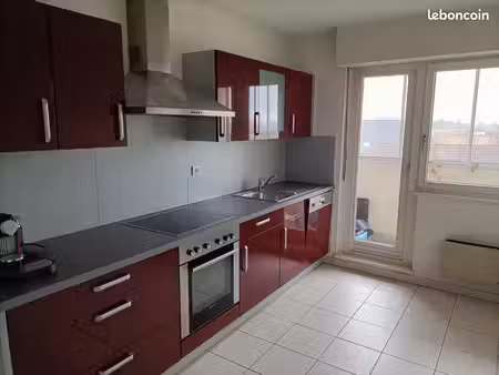 appartement 2 pièces 64 m²