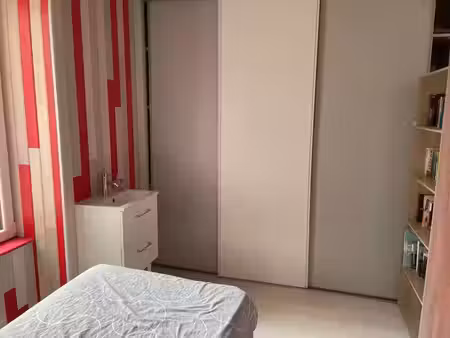location appartement 1 pièce 11 m² à montreuil (85200)
