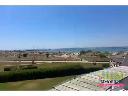 port-camargue - appartement face à la mer