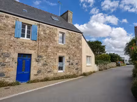 plougrescant / maison en pierre
