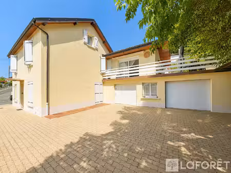 maison seloncourt 8 pièce(s) 154.20 m2