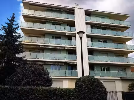 location garage proche centre ville d’aubenas