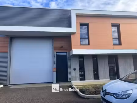 location local d’activités meyzieu 69330 358m²