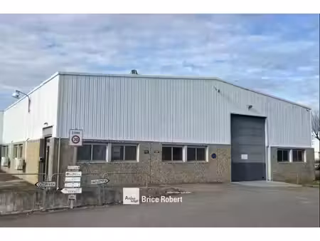 location local d’activités miribel 01700 1040m²