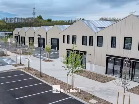 location local d’activités toussieu 69780 236m² à 3045m²