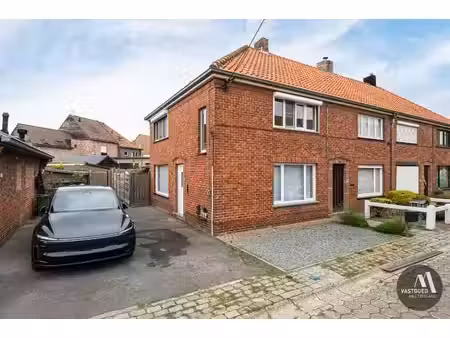 instapklare woning met 2 slaapkamers te centrum maldegem