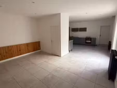 location maison à maze (49630) : à louer / 87m² maze