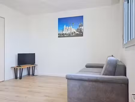 appartement studio à louer - 1 pièce - 29 33 m2 - les rousses - 39 - franche-comte