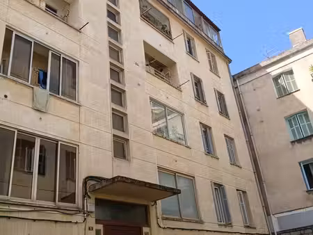 appartement de 83 m² avec garage - ajaccio centre