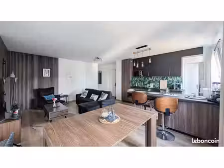 appartement 4 pièces 77 m²