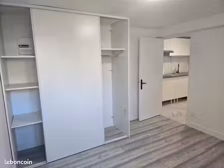 deux pièces neuf de 28 m²  situé à cergy village