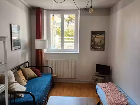 appartement meublé t2  hyper centre dinard  200 mètres de la plage