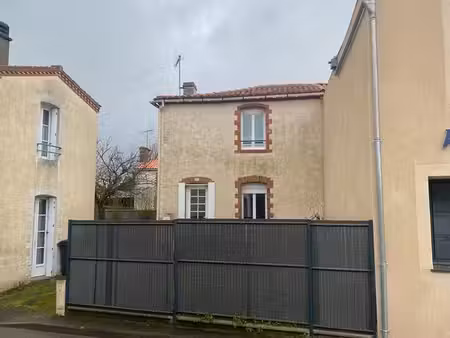 location maison centre bourg