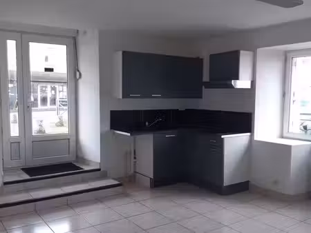 t2 rdc 40.20m2 centre bourg