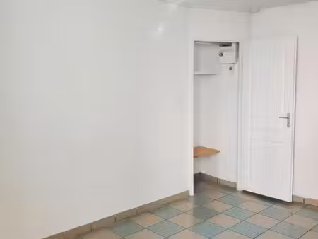 loue t1 centre ville riom