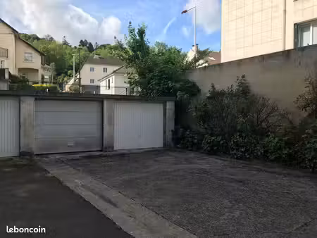 garage à louer centre laon proche gare / bd brossolette