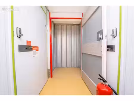 garage/box 1 m² le bignon
