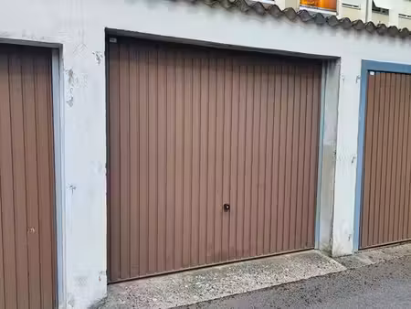 location garage fermé