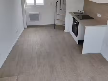 breuil le vert f2 : maisonnette entièrement rénovée 32m2