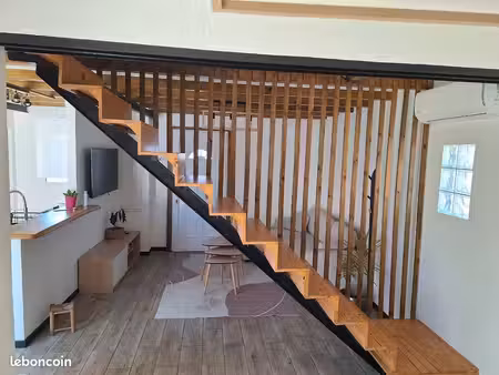 loft meublé 1300 ttc