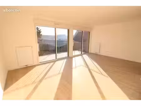 appartement 3 pièces 67 m²