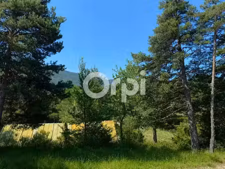 vente terrain 1500 m² à la martre (83840)  120 000 €