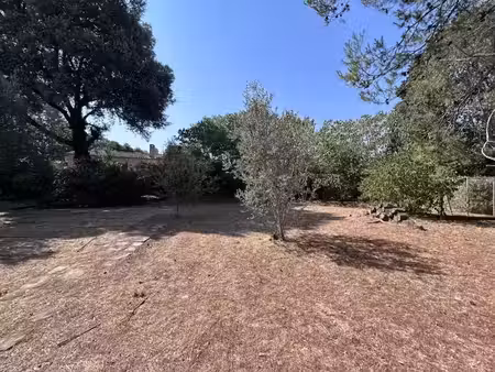 vente terrain 1000 m² à draguignan (83300)  167 000 €