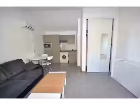 location appartement 1 pièce 22 m² à biot (06410)  770 €