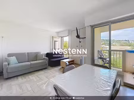 location étudiante - appartement le golfe juan studio meublé - parking