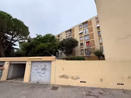 a louer  garage marseille 12ème  beaumont  charles kaddouz 14 m2