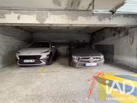 vente parking 12 m²