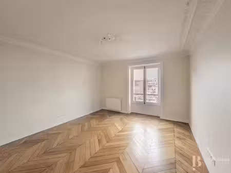 location appartement 2 pièces 46.64 m² à paris 16ème (75016)  1 589 €