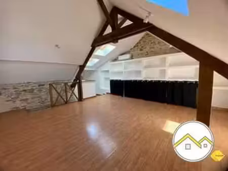 location appartement 3 pièces à châteaubriant centre (44110) : à louer 3 pièces / 61m² châ