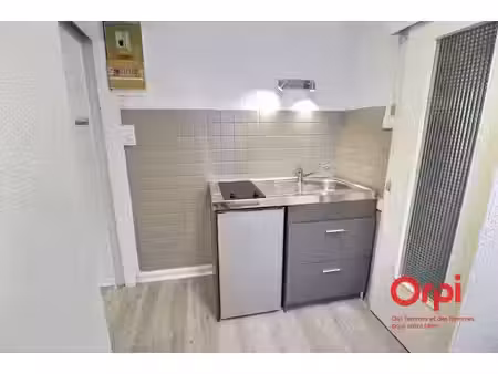 location appartement 1 pièce 12.76 m² à colmar (68000)  300 €